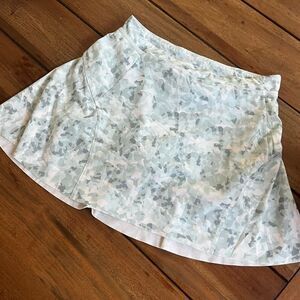 ATHLETA GIRL athletic skirt; Size L/12
Like new!
